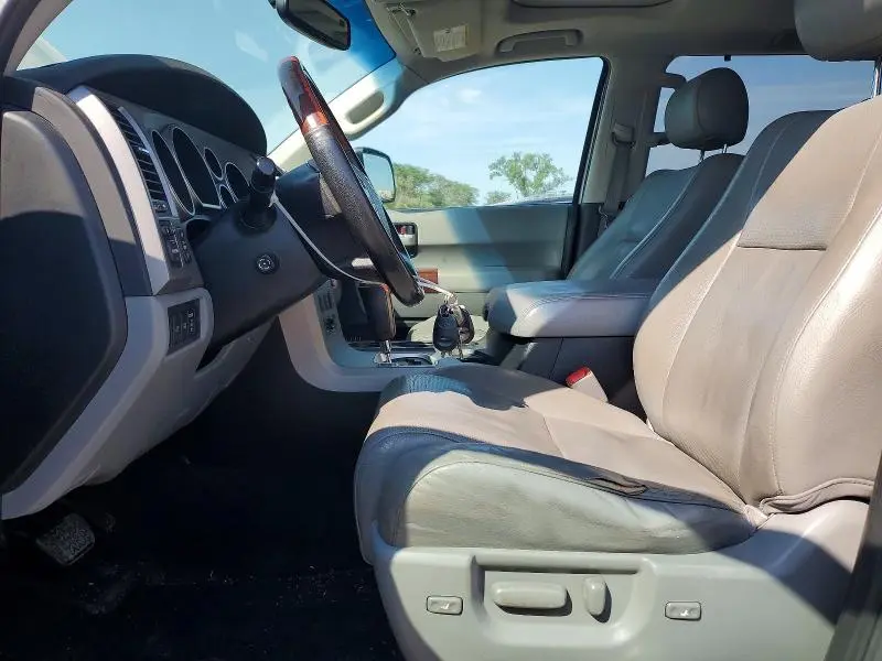 2012 TOYOTA SEQUOIA PLATINUM  