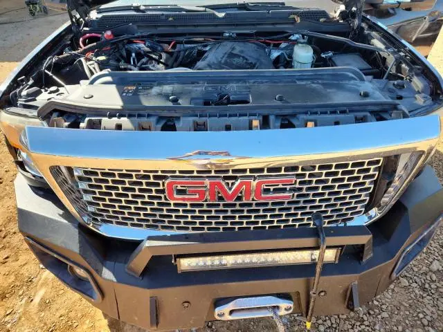 2016 GMC SIERRA K2500 DENALI  