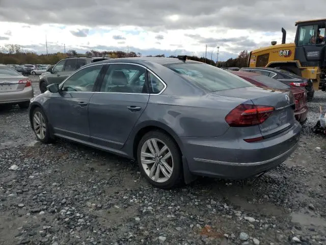 2017 VOLKSWAGEN PASSAT SE  