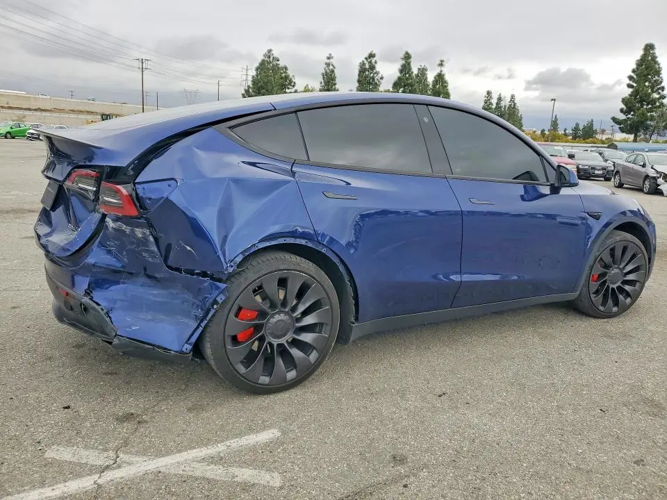 2022 TESLA MODEL Y   