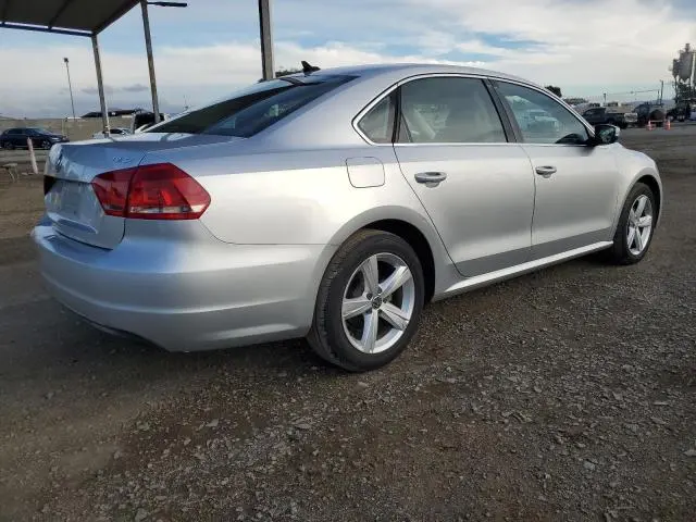2013 VOLKSWAGEN PASSAT SE  