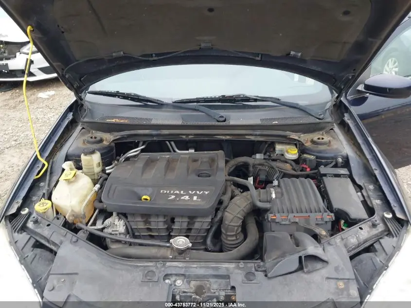 2011 CHRYSLER 200 TOURING