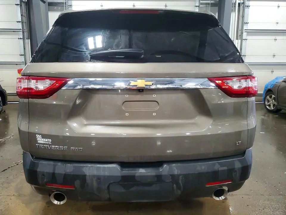 2020 CHEVROLET TRAVERSE LT  