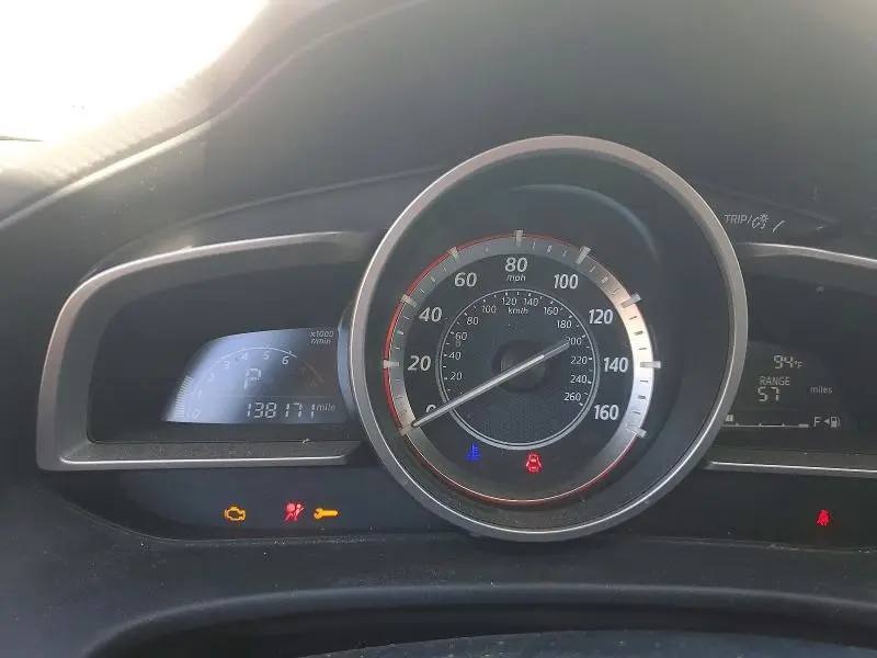 2015 MAZDA 3 TOURING  