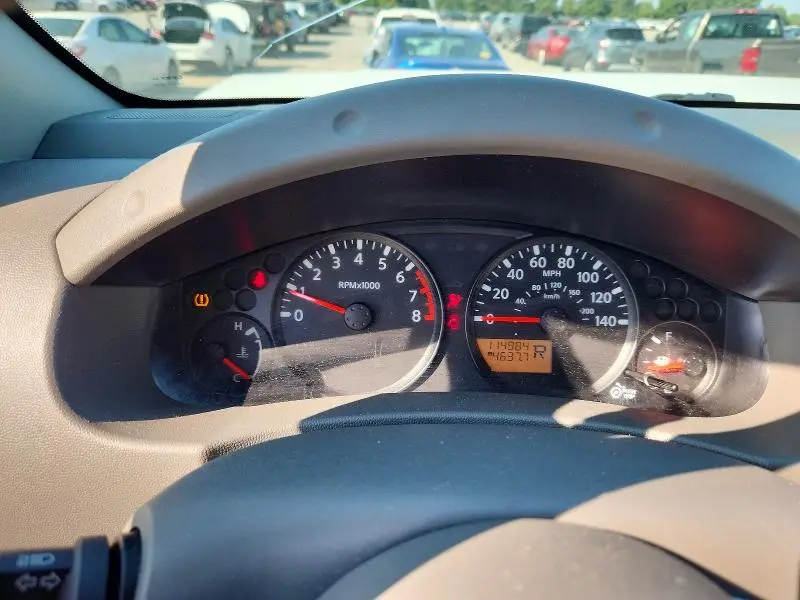 2013 NISSAN FRONTIER S  