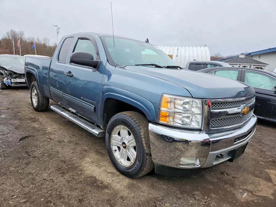 2013 CHEVROLET SILVERADO K1500 LT  