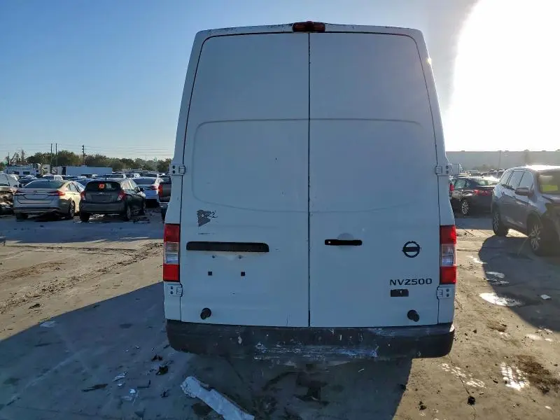 2016 NISSAN NV 2500 S  