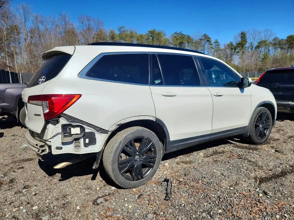 2021 HONDA PILOT SE  