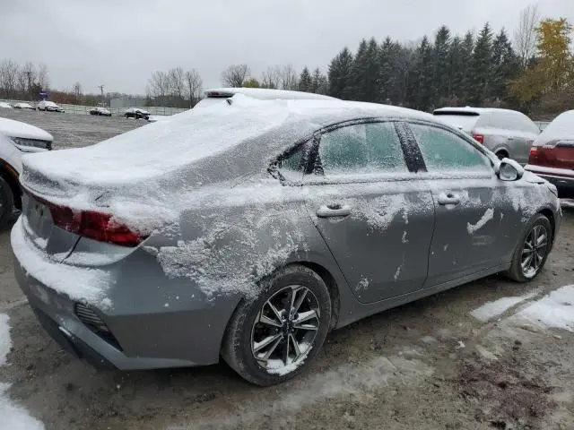 2023 KIA FORTE LX  