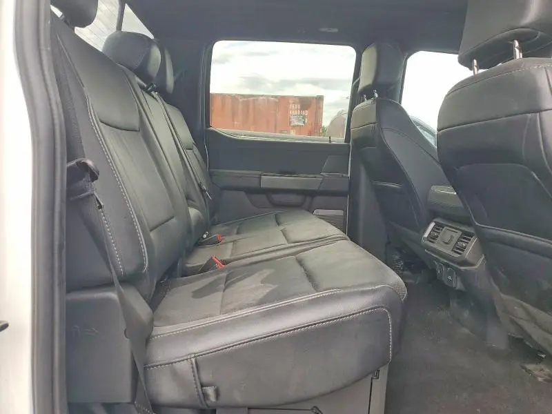 2024 FORD F150 LARIAT  