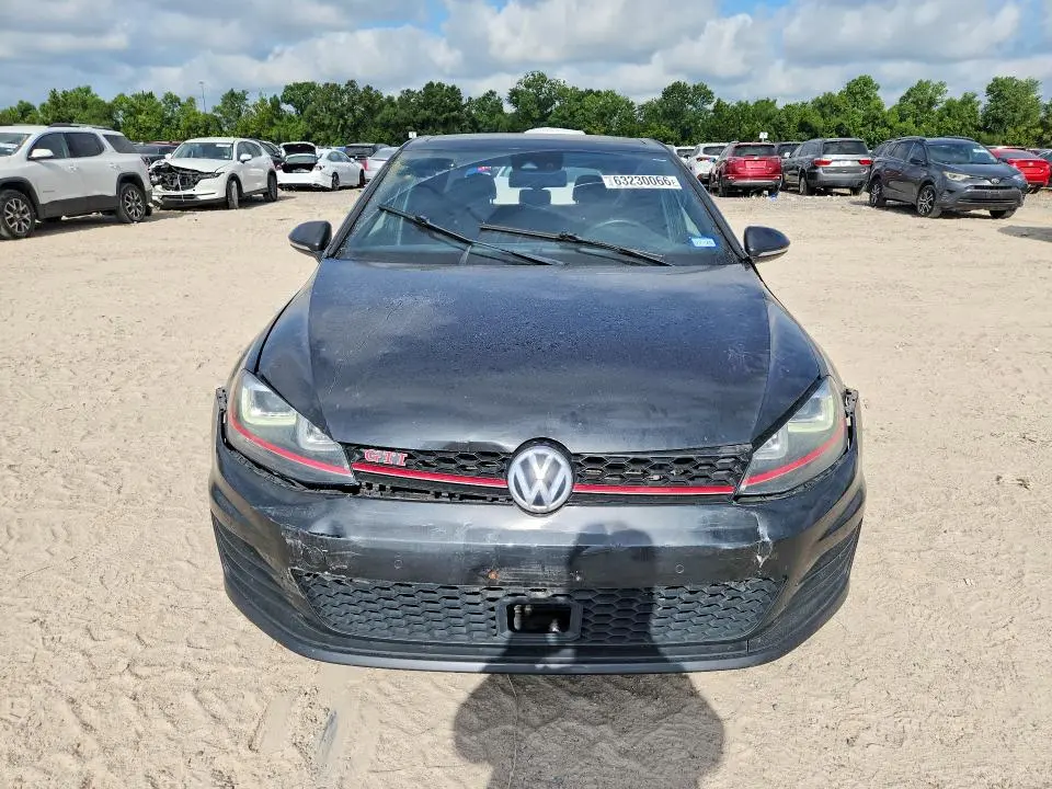 2016 VOLKSWAGEN GTI S/SE  