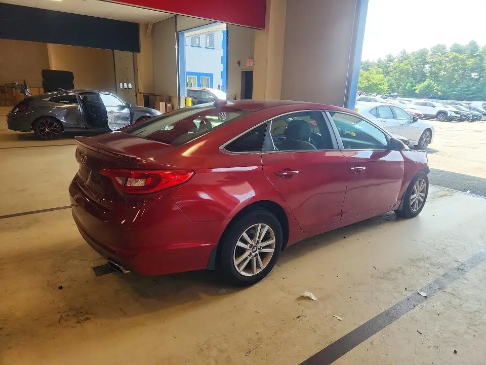 2016 HYUNDAI SONATA SE  