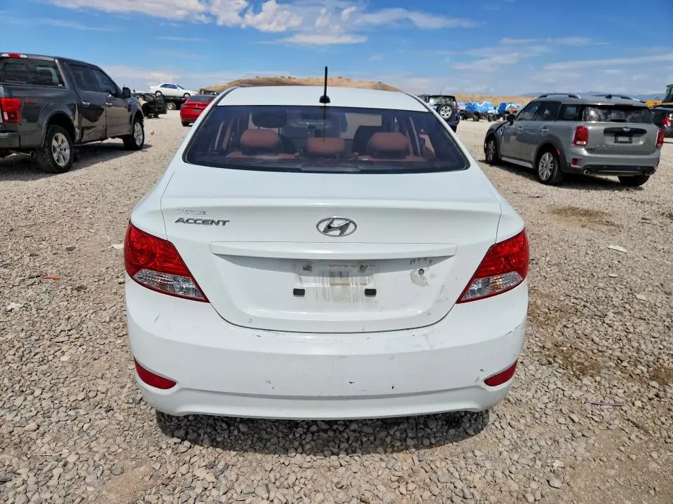 2014 HYUNDAI ACCENT GLS  
