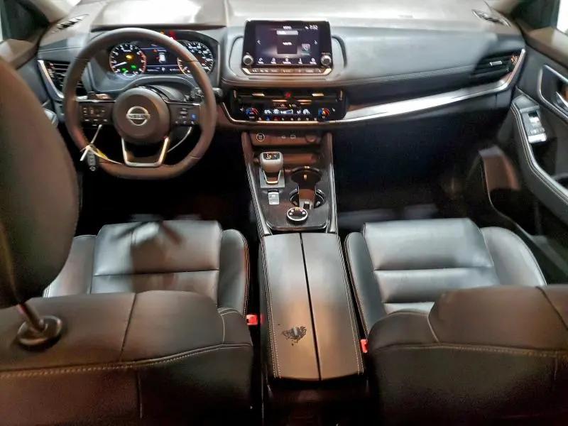 2021 NISSAN ROGUE SL  