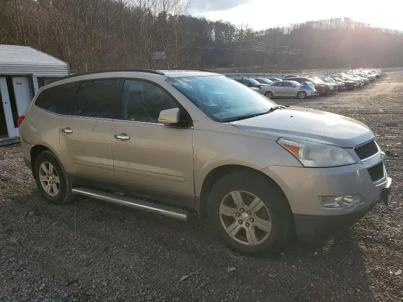 2011 CHEVROLET TRAVERSE LT  