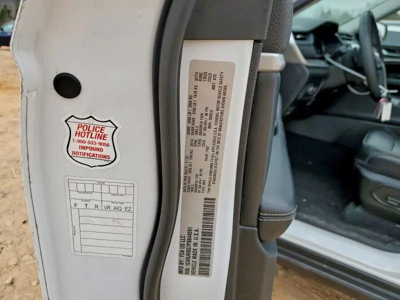 2023 JEEP GRAND CHEROKEE L LIMITED  