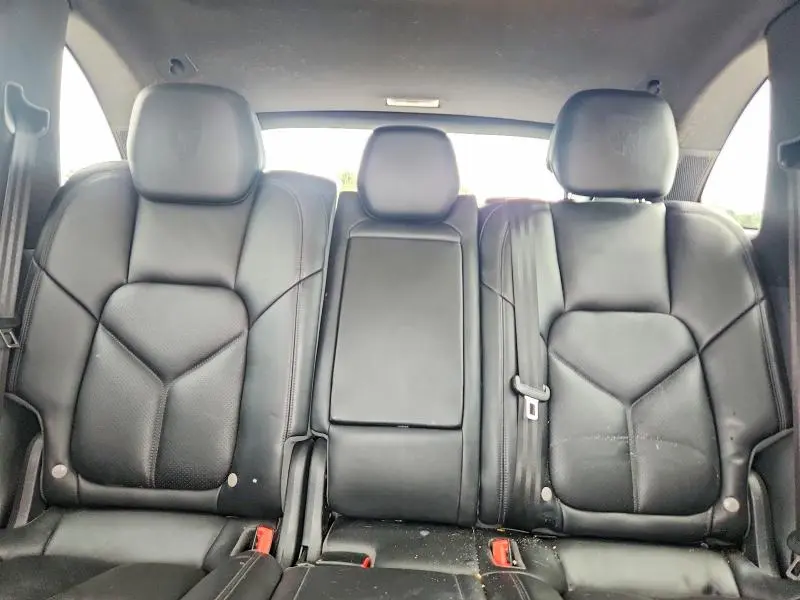 2017 PORSCHE CAYENNE S  