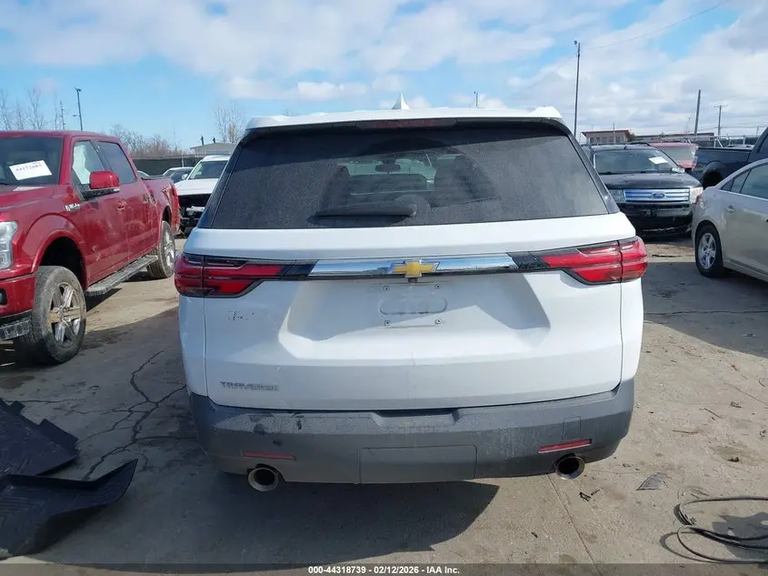2023 CHEVROLET TRAVERSE FWD LS