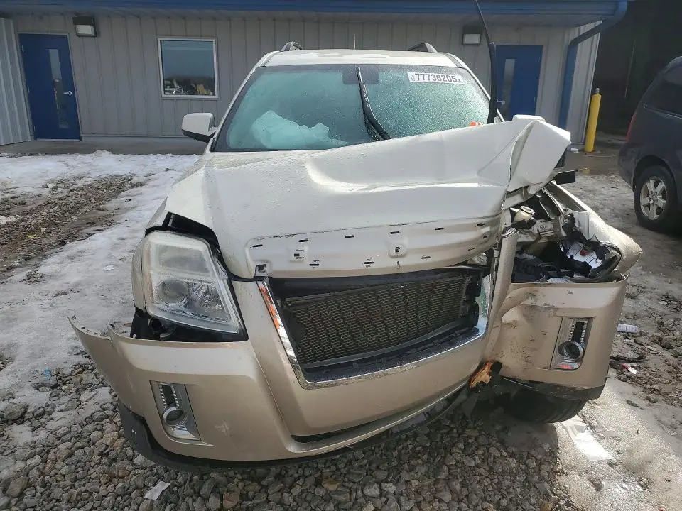 2015 GMC TERRAIN SLE  