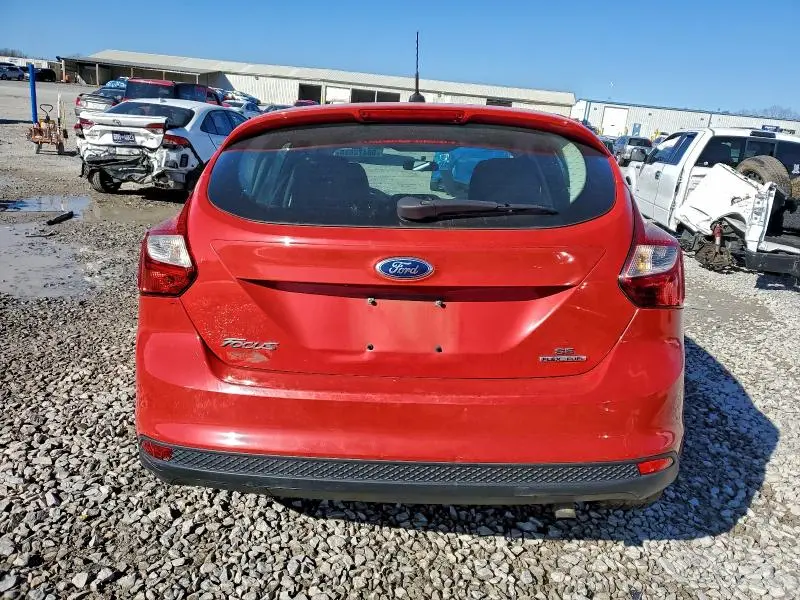 2014 FORD FOCUS SE  