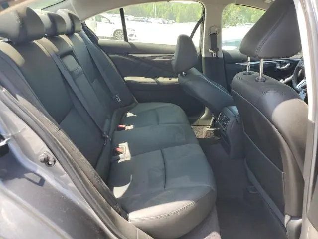 2018 INFINITI Q50 PURE