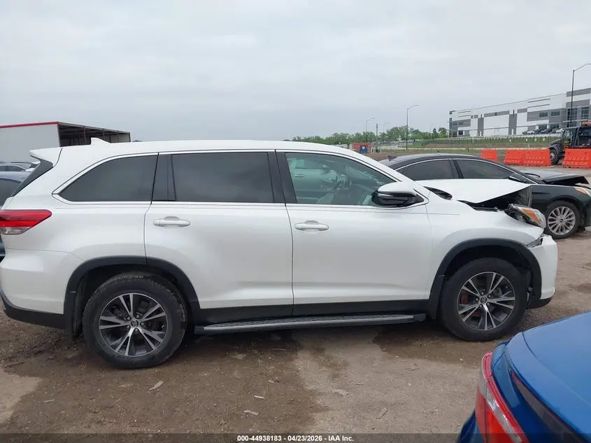 2019 TOYOTA HIGHLANDER LE PLUS