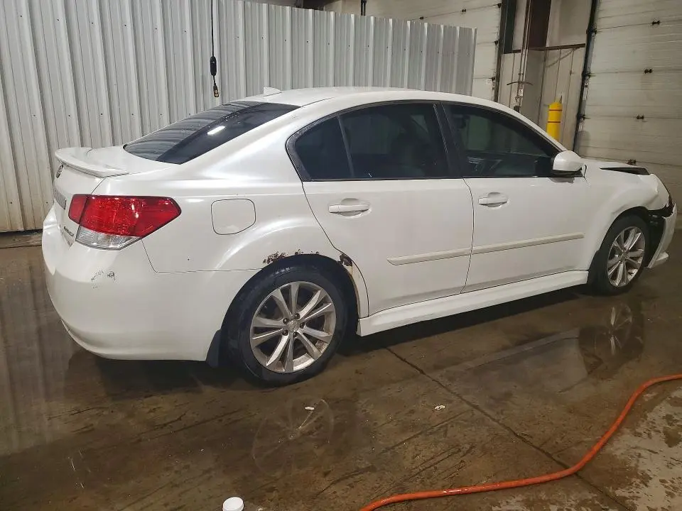 2013 SUBARU LEGACY 2.5I LIMITED  