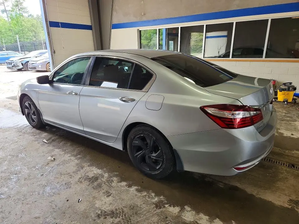 2017 HONDA ACCORD LX  