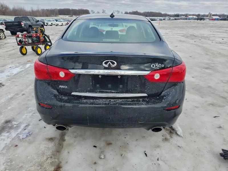 2015 INFINITI Q50 BASE  