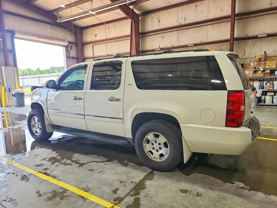 2013 CHEVROLET SUBURBAN K1500 LTZ  