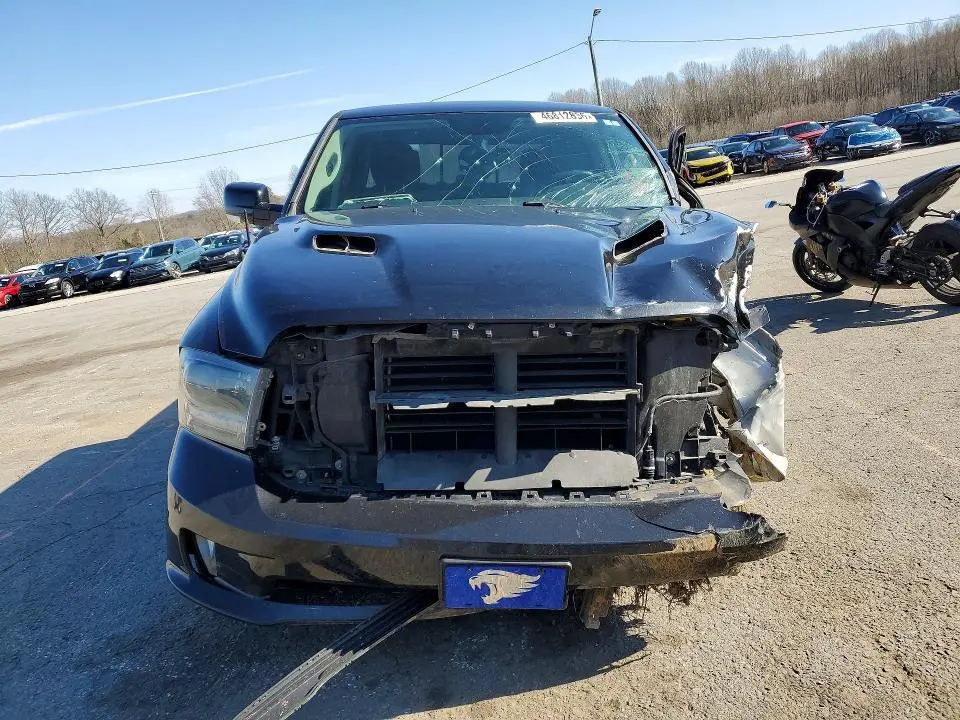 2015 RAM 1500 SPORT  