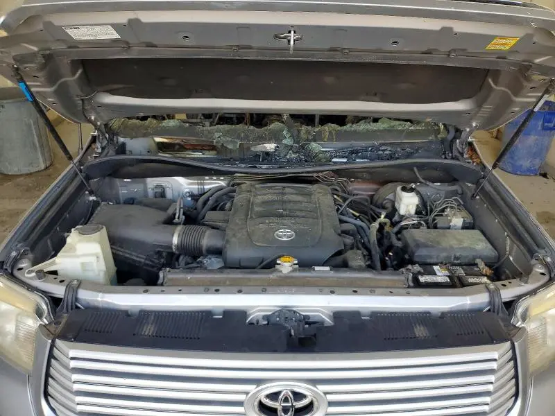 2016 TOYOTA TUNDRA PLATINUM  