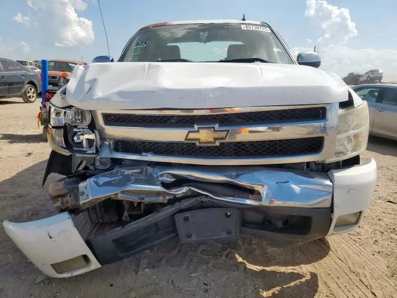 2011 CHEVROLET SILVERADO C1500 LT  