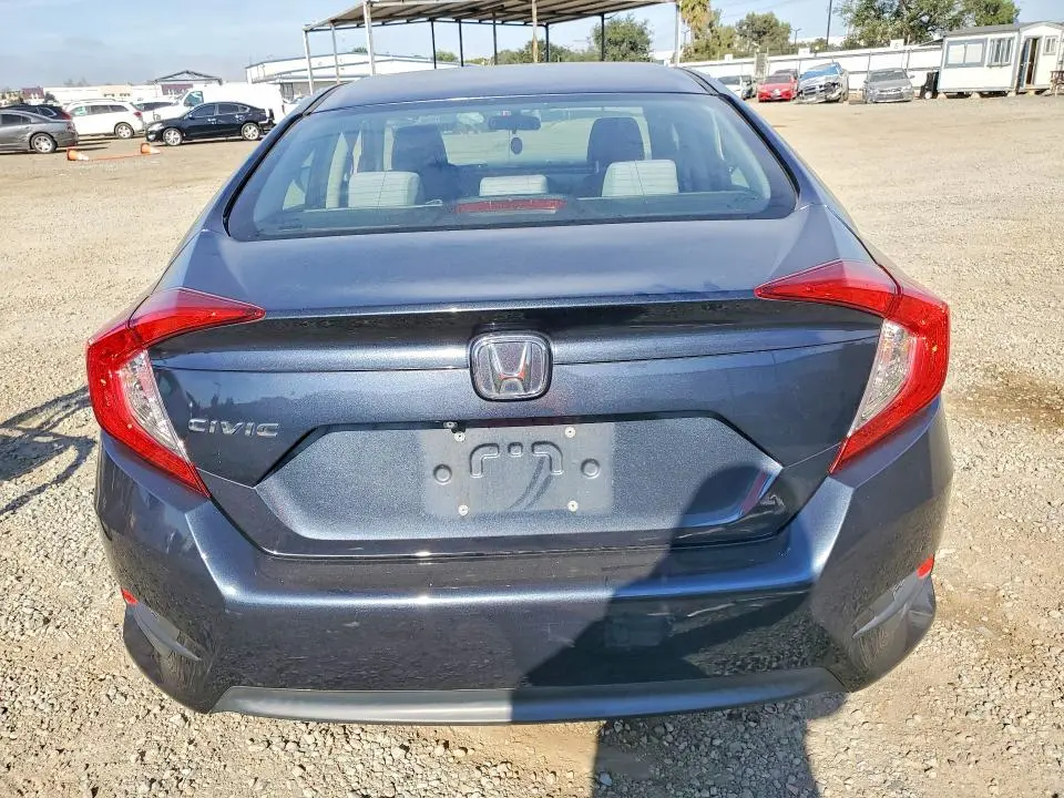 2018 HONDA CIVIC LX  