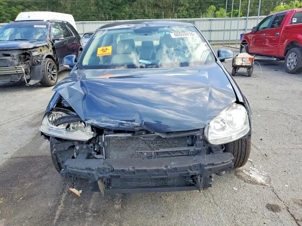 2010 VOLKSWAGEN JETTA LIMITED  
