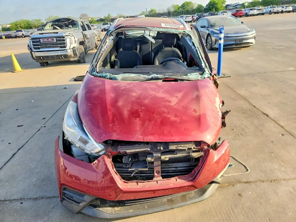 2018 NISSAN KICKS SV  