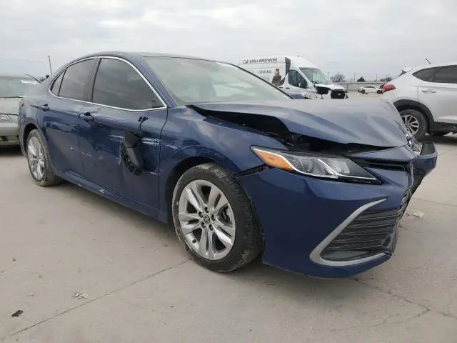 2024 TOYOTA CAMRY LE  
