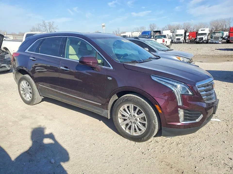 2017 CADILLAC XT5   