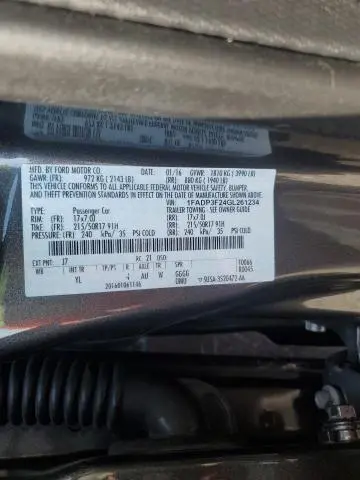 2016 FORD FOCUS SE  