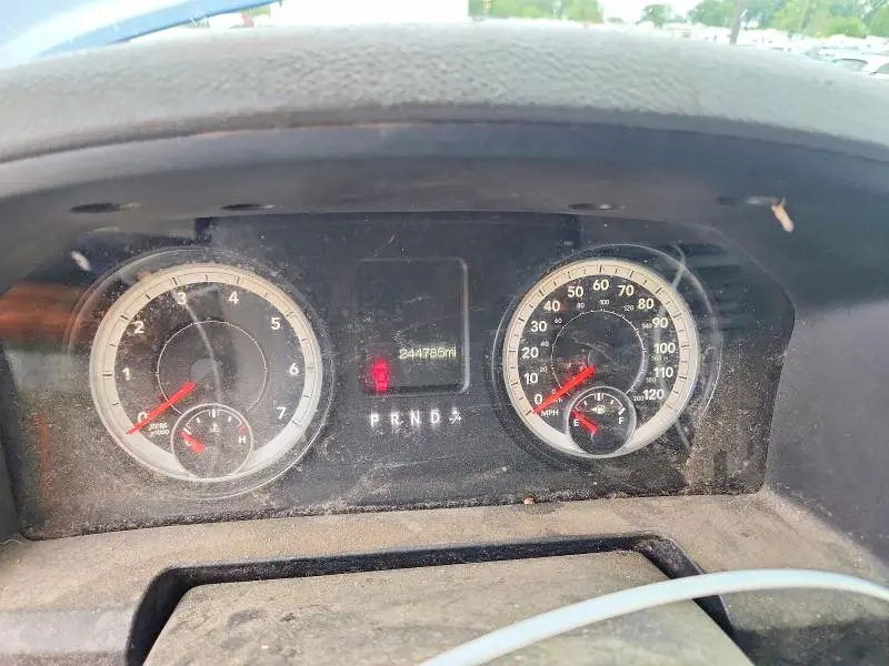 2015 RAM 1500 SLT  
