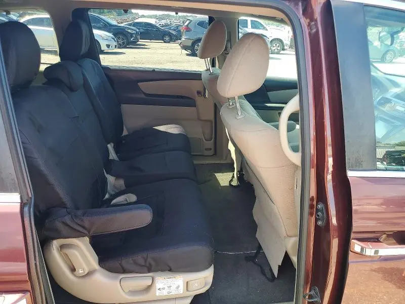 2016 HONDA ODYSSEY SE  