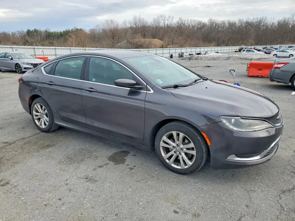 2016 CHRYSLER 200 LIMITED  