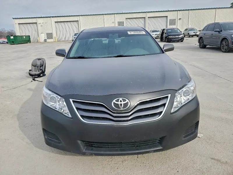 2010 TOYOTA CAMRY BASE  