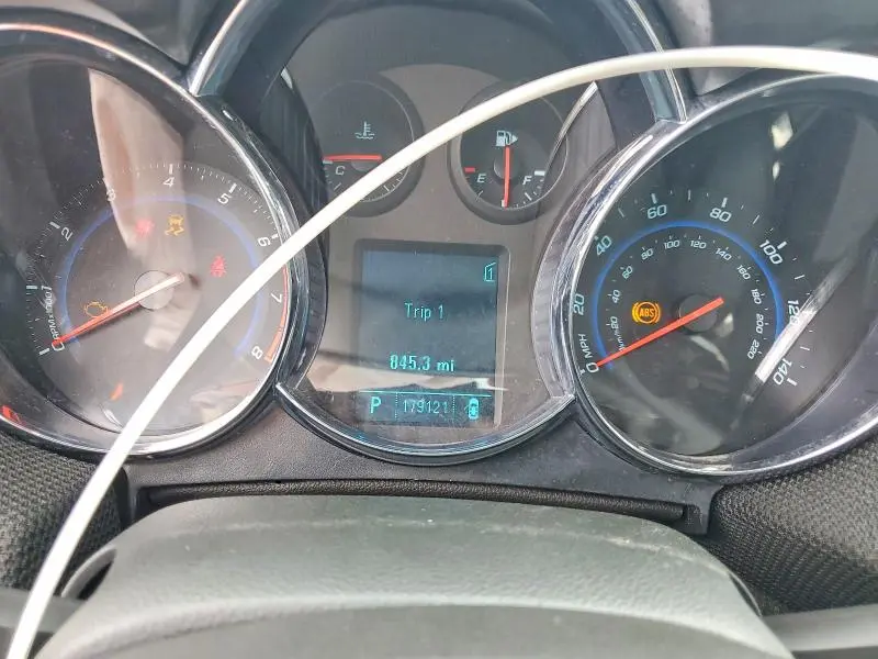 2011 CHEVROLET CRUZE LT  