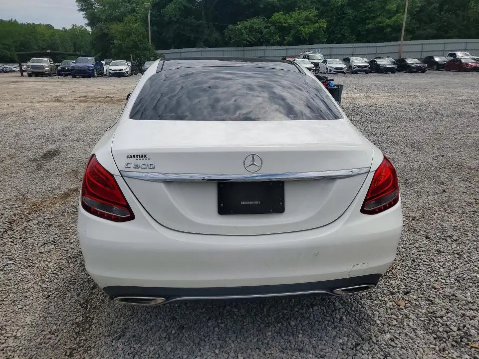 2016 MERCEDES-BENZ C 300  