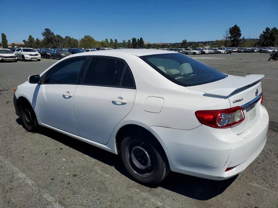 2011 TOYOTA COROLLA LE  