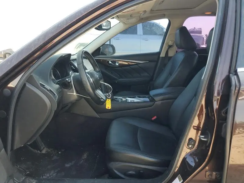 2018 INFINITI Q50 LUXE  