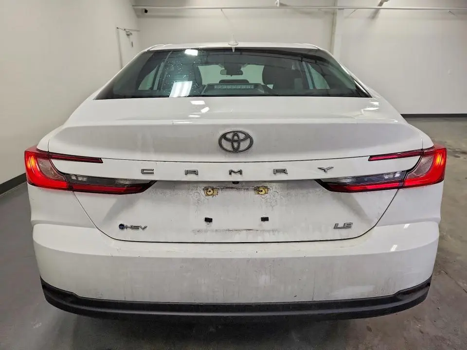 2025 TOYOTA CAMRY LE  