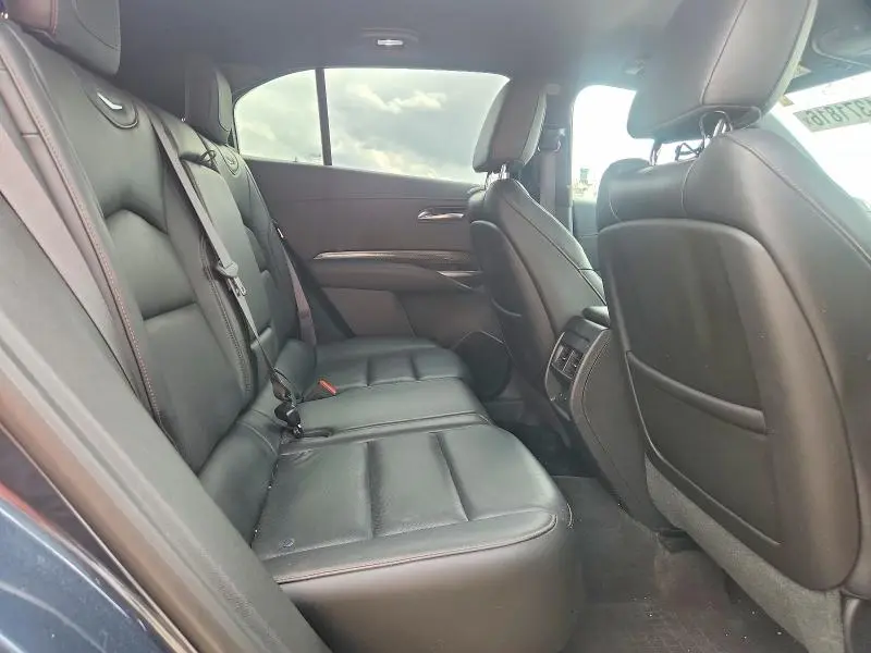 2019 CADILLAC XT4 SPORT  