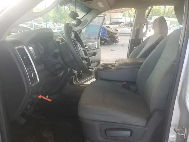 2013 RAM 1500 SLT  